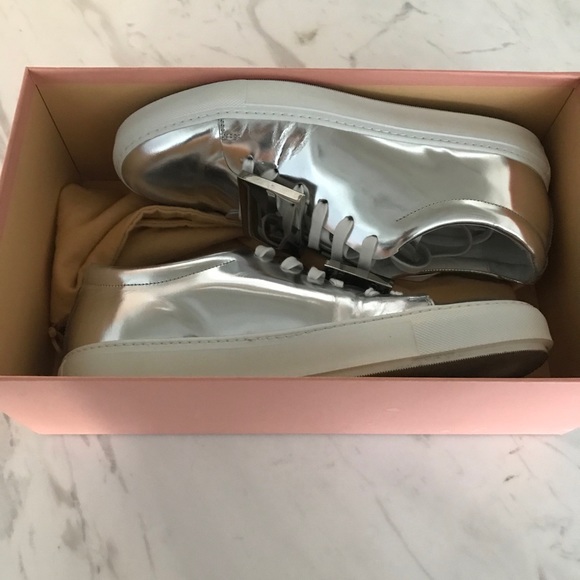 Acne Studios Adrian Smiley Face Silver sneaker - Picture 3 of 4